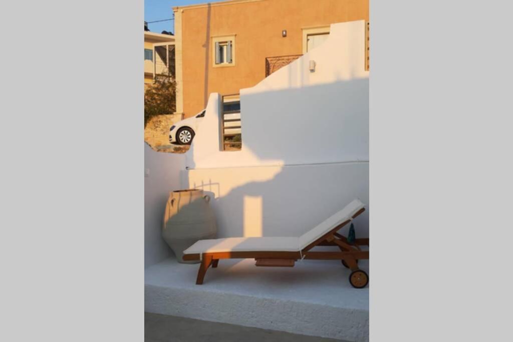 Sonia'S Luxury Apartment With Jacuzzi كاميلاريون المظهر الخارجي الصورة
