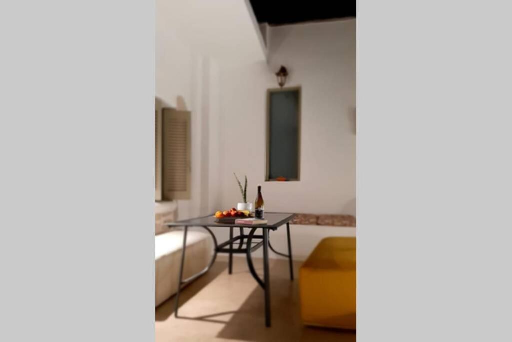 Sonia'S Luxury Apartment With Jacuzzi كاميلاريون المظهر الخارجي الصورة