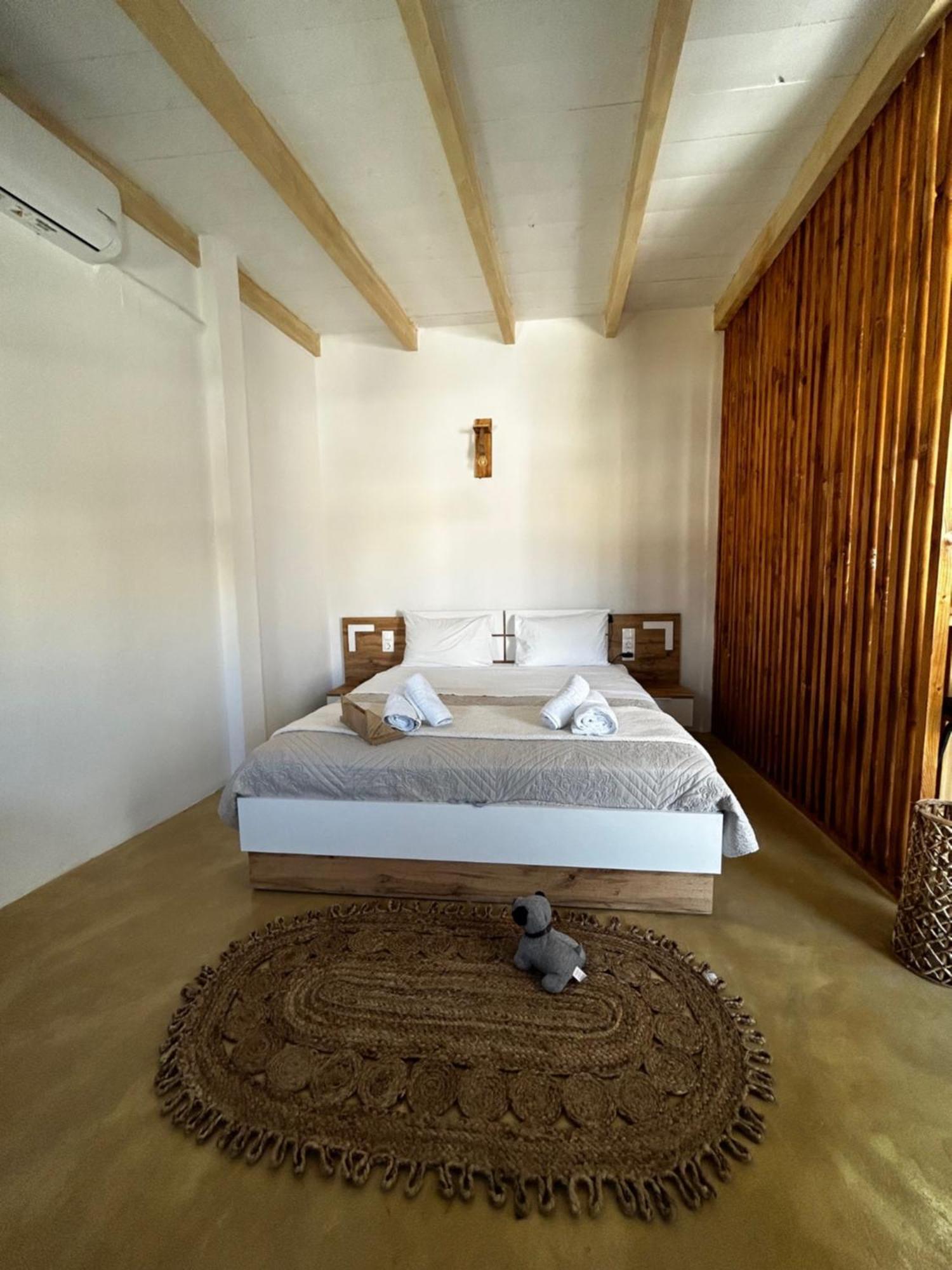 Sonia'S Luxury Apartment With Jacuzzi كاميلاريون المظهر الخارجي الصورة